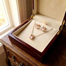 Златнен комплект Пеперудена магия