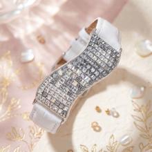 Сребърна гривна с кристали от Sw® SG427 Crystal and Steel квадрати с бяла кожена верижка