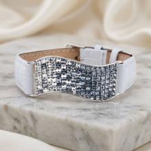 Сребърна гривна с кристали от Sw® SG427 Crystal and Steel квадрати с бяла кожена верижка