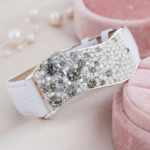 Сребърна гривна с кристали от Sw® SG427 SIlver Shade с бяла кожена верижка