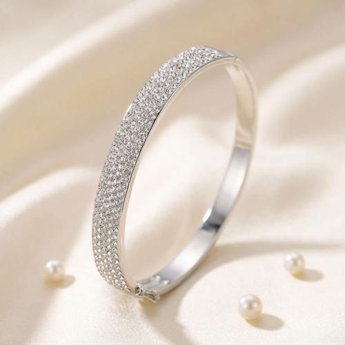 Твърда Сребърна гривна Claire с кристали от Sw® Crystal