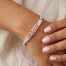 Сребърна гривна с кристали от Sw® SG430 White Opal And Rose Gold Сребърна гривна с кристали от Sw® SG430 White Opal And Rose Gold