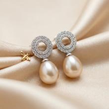 Сребърни обеци с перла Дукеси Сребърни обеци с перла Дукеси