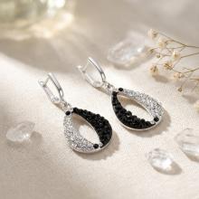 Сребърни обеци с кристали от Sw® SO333 Crystal and Jet Сребърни обеци с кристали от Sw® SO333 Crystal and Jet