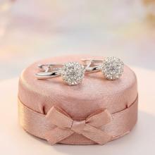 Сребърни обеци Celine с кристали от Sw® Crystal Сребърни обеци Celine с кристали от Sw® Crystal