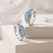 Сребърни обеци Angelina с кристали от Sw® Deep Blue