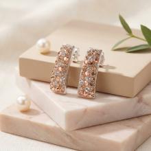 Сребърни обеци Ariana с кристали от Sw® Peach Gold Сребърни обеци Ariana с кристали от Sw® Peach Gold