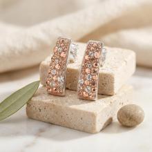 Сребърни обеци Ariana с кристали от Sw® Peach Gold Сребърни обеци Ariana с кристали от Sw® Peach Gold