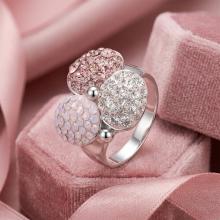 Сребърен пръстен с кристали от Sw® Alaia Marilyn Сребърен пръстен с кристали от Sw® Alaia Marilyn