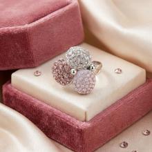 Сребърен пръстен с кристали от Sw® Alaia Marilyn Сребърен пръстен с кристали от Sw® Alaia Marilyn