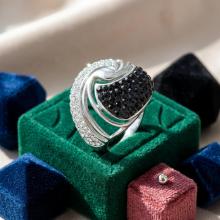 Сребърен пръстен с кристали от Sw®  SP627 Jet and Crystal