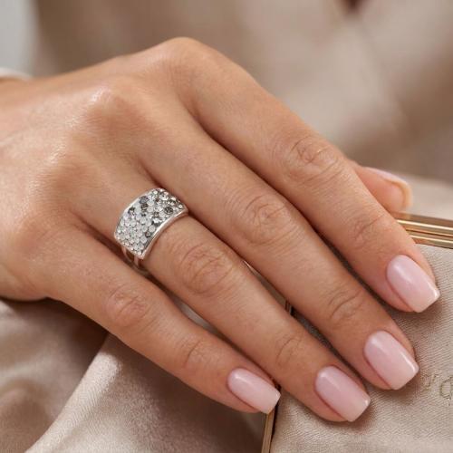 Сребърен пръстен с кристали от Sw® SP650 Silver Shade