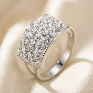 Сребърен пръстен с кристали от Sw® SP650 Crystal