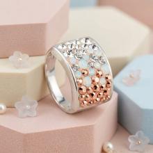 Сребърен Пръстен С Кристали От Sw® SP650 White Opal and Rose Gold
