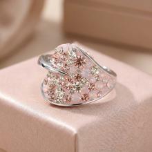 Сребърен пръстен с кристали от Sw® Leaf Marylin