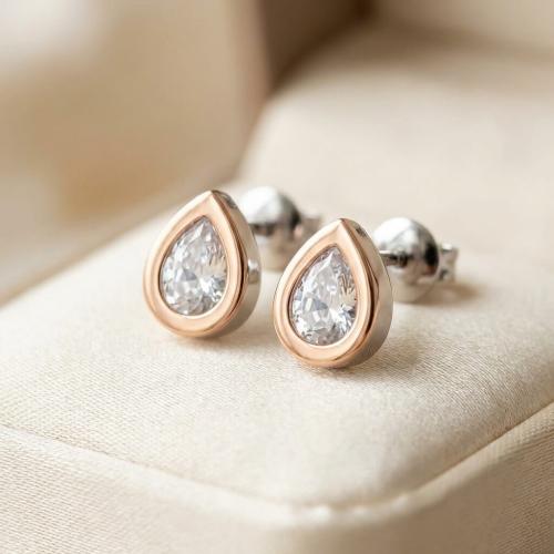 Сребърни обеци Капка с цирконий и златен обков