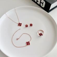 Сребърно колие "Беатрис"