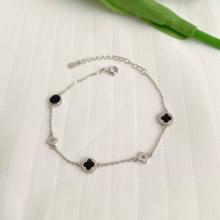 Сребърна гривна One Cleef 2