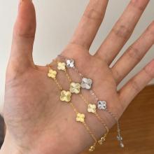 Сребърна гривна Диамантени детелини Сребърна гривна Диамантени детелини