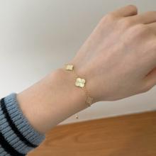 Сребърна гривна Диамантени детелини Сребърна гривна Диамантени детелини