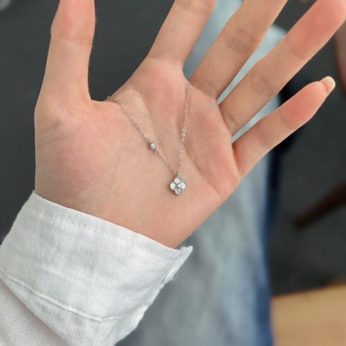 Сребърно колие One Cleef 