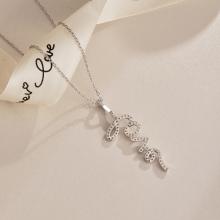 Сребърно колие LOVE