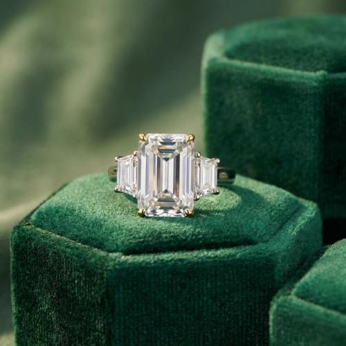 Сребърен пръстен Изящество Crystal