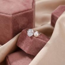 Сребърен пръстен с перла и циркон Anabel