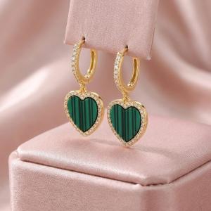 Сребърни обеци Любов с малахит