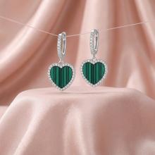 Сребърни обеци Любов с малахит