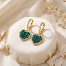 Сребърни обеци Любов с малахит