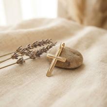 Златен кръст