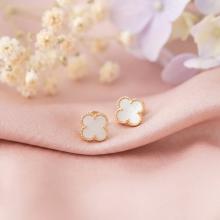 Златни обеци Детелинки с опал-11мм