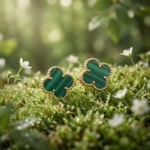 Златни обеци Детелинки с малахит-9мм