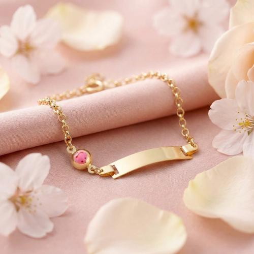 Златна детска гривна с плочка