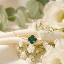 Златна гривна със зелена детелинка-9мм