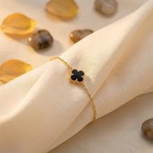 Златна гривна с черна детелинка-9мм