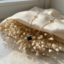 Златно колие Детелини с оникс