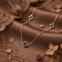 Златно колие Black Clover Златно колие Black Clover