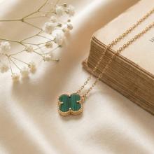 Златно колие Детелинка с малахит 9 мм Златно колие Детелинка с малахит 9 мм