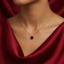 Златно колие Детелинка с оникс-11мм