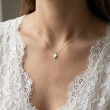 Златно колие Детелинка със седеф 7мм Златно колие Детелинка със седеф 7мм