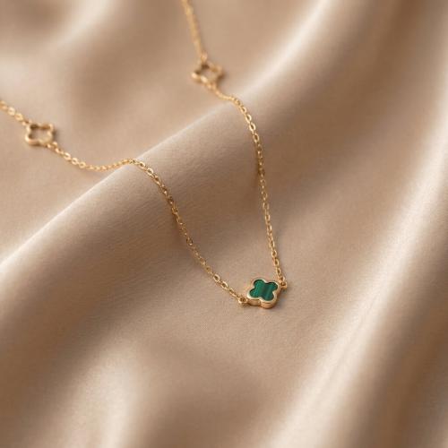 Златно колие Green Clover