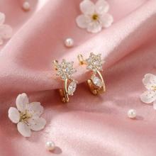 Детски златни обеци Цветенца Детски златни обеци Цветенца