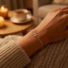 Сребърна гривна с инициали