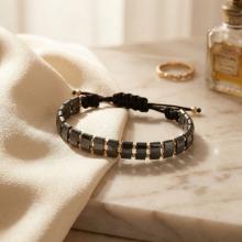 Мъжка гривна със златни топчета и хематит