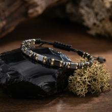 Мъжка гривна със златни топчета и хематит Мъжка гривна със златни топчета и хематит