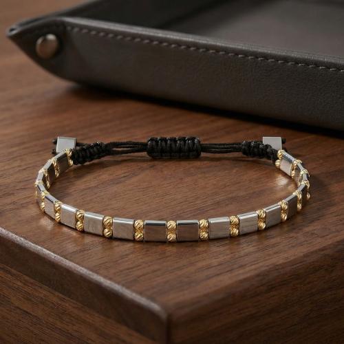 Мъжка гривна със златни топчета и хематит