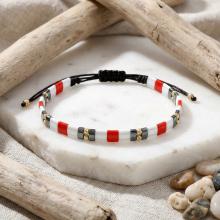 Мъжка гривна със златни топчета и хематит