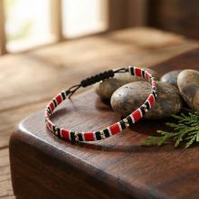 Мъжка гривна със златни топчета и хематит